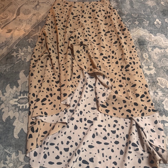 Elegant asymmetrical women's leopard animal print Skirt w ruffles - Picture 1 of 5